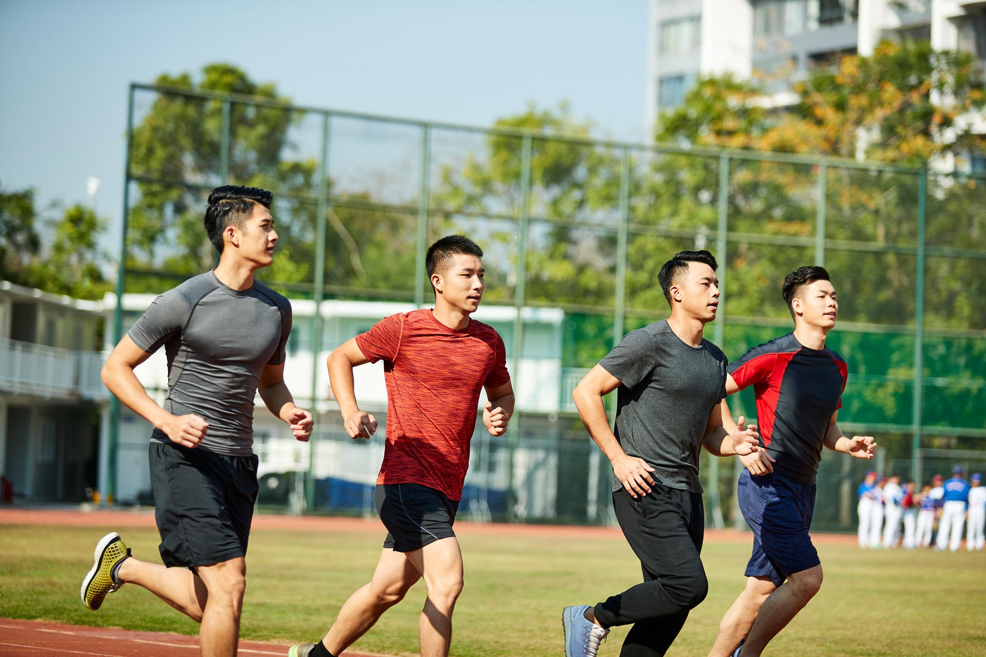 menshealth-2057-brosrunningtogether-cover.jpg