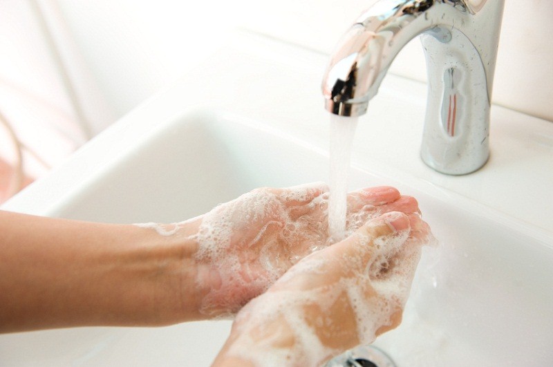 hygiene_washing_hands_soap.jpg
