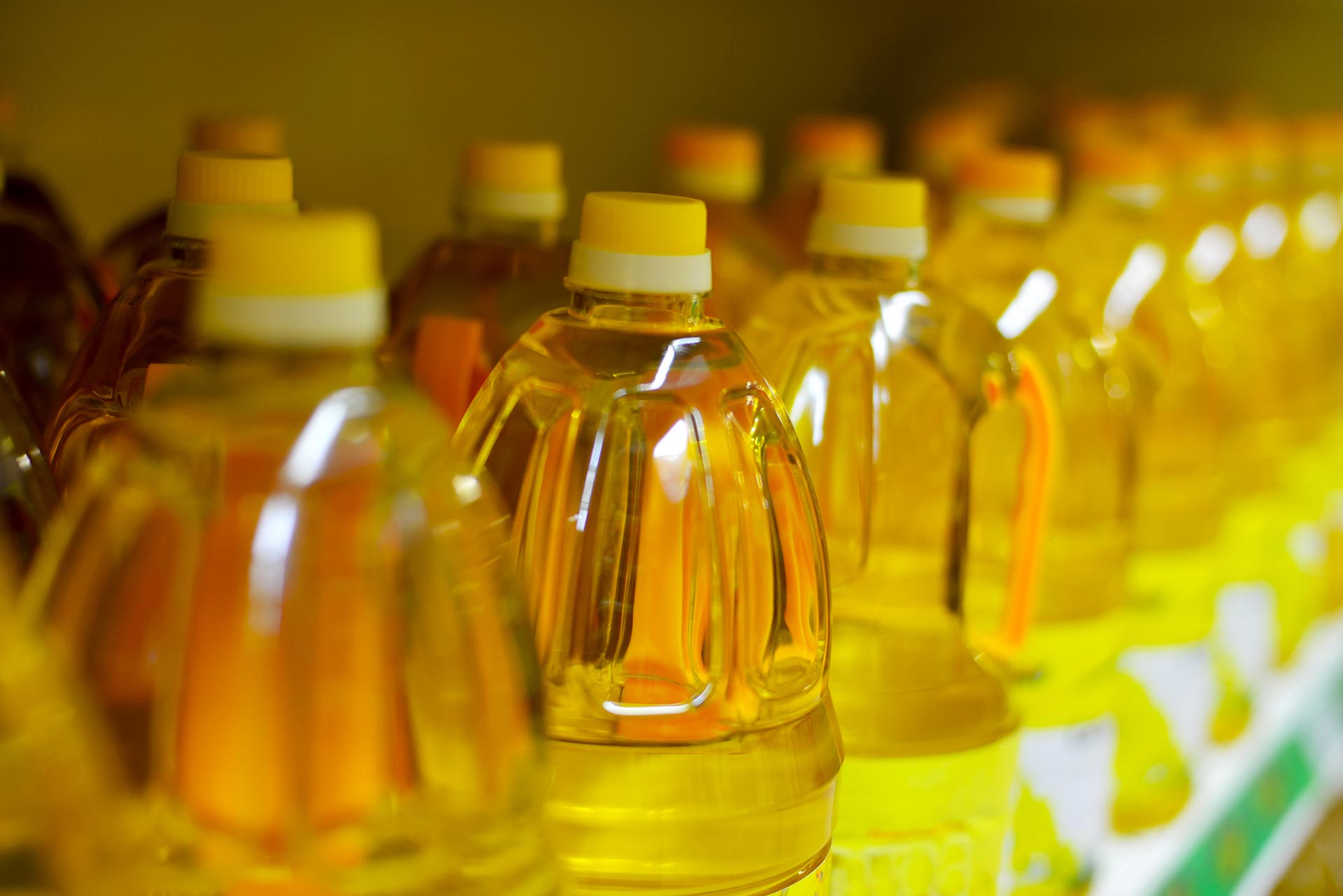 close-up-of-cooking-oils.jpg