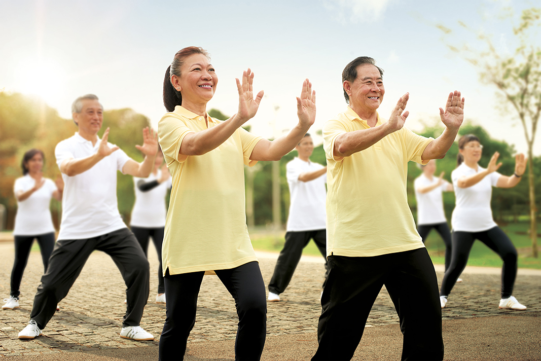 Healthy_Senior_citizens_exercising.jpg