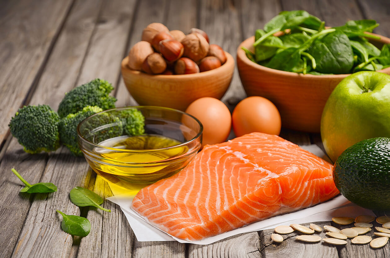 balanced-diet-postpartum-nutrition.jpg
