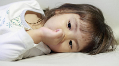 lying-Japanese-girl-with-sucking-her-finger.jpg